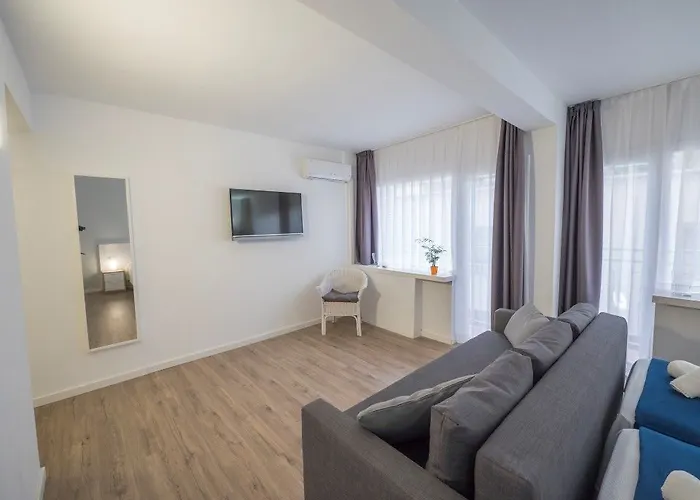 Victoria 3* 료렛 드 마르