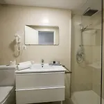 酒店 Victoria 滨海略雷特